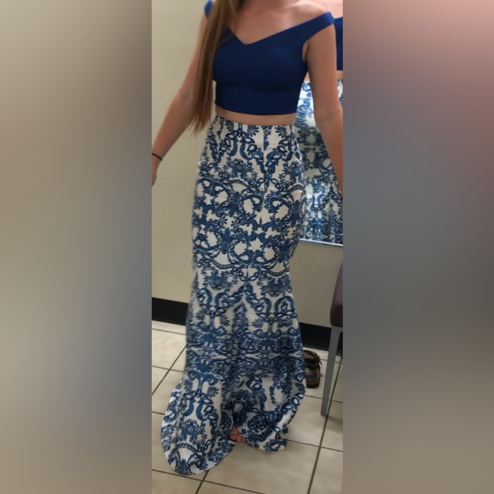 2-Piece Prom Dress - Picture 9 of 11